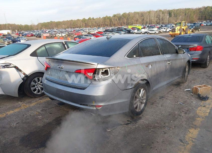 Photo 4 of 2016 Hyundai Sonata (VIN 5NPE24AF5GH395106)