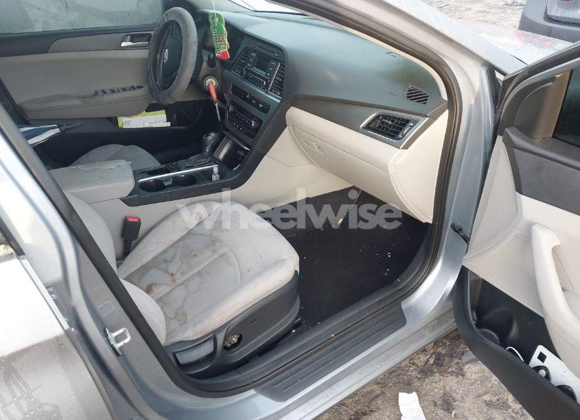Photo 5 of 2016 Hyundai Sonata (VIN 5NPE24AF5GH395106)