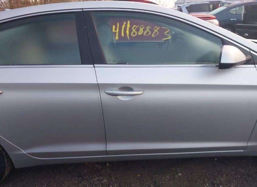 Photo 13 of 2016 Hyundai Sonata (VIN 5NPE24AF5GH396207)