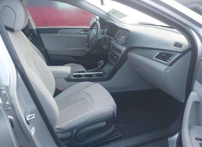 Photo 5 of 2016 Hyundai Sonata (VIN 5NPE24AF5GH396207)