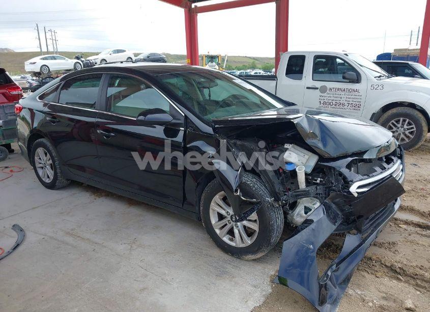 Photo 13 of 2016 Hyundai Sonata SE (VIN 5NPE24AF5GH402491)