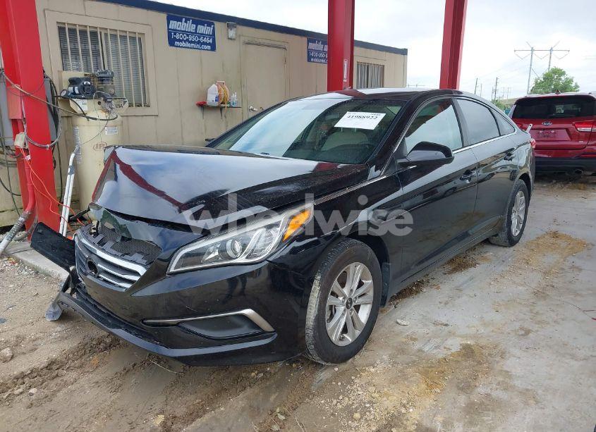 Photo 2 of 2016 Hyundai Sonata SE (VIN 5NPE24AF5GH402491)