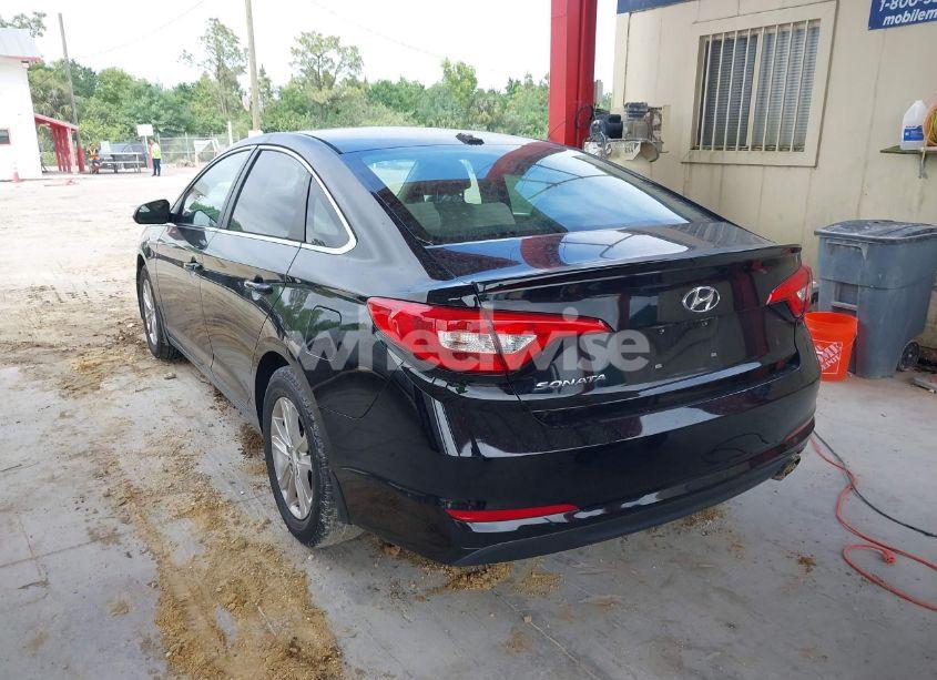 Photo 3 of 2016 Hyundai Sonata SE (VIN 5NPE24AF5GH402491)