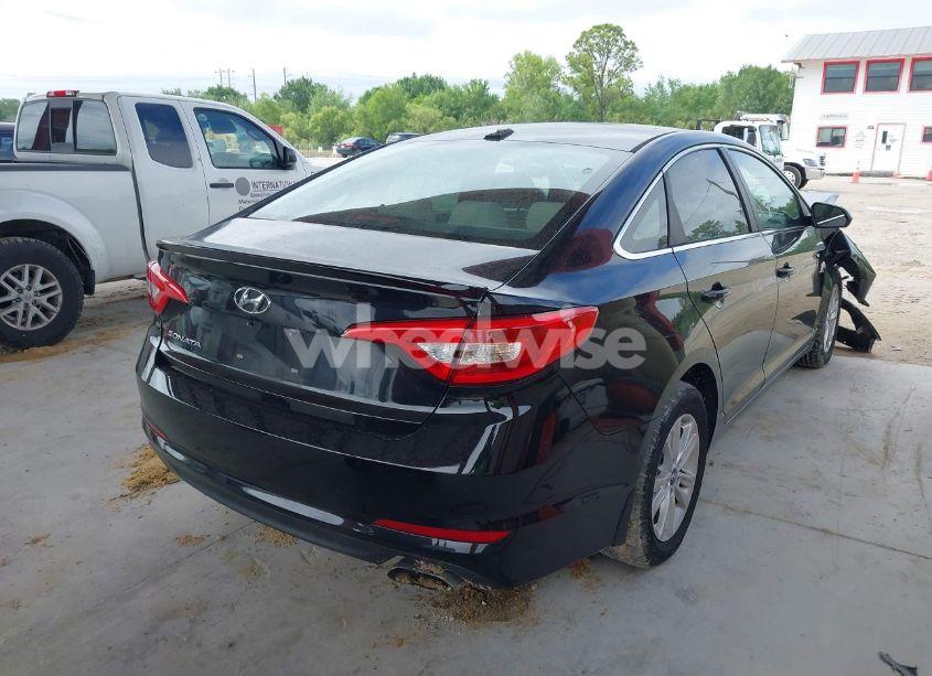 Photo 4 of 2016 Hyundai Sonata SE (VIN 5NPE24AF5GH402491)