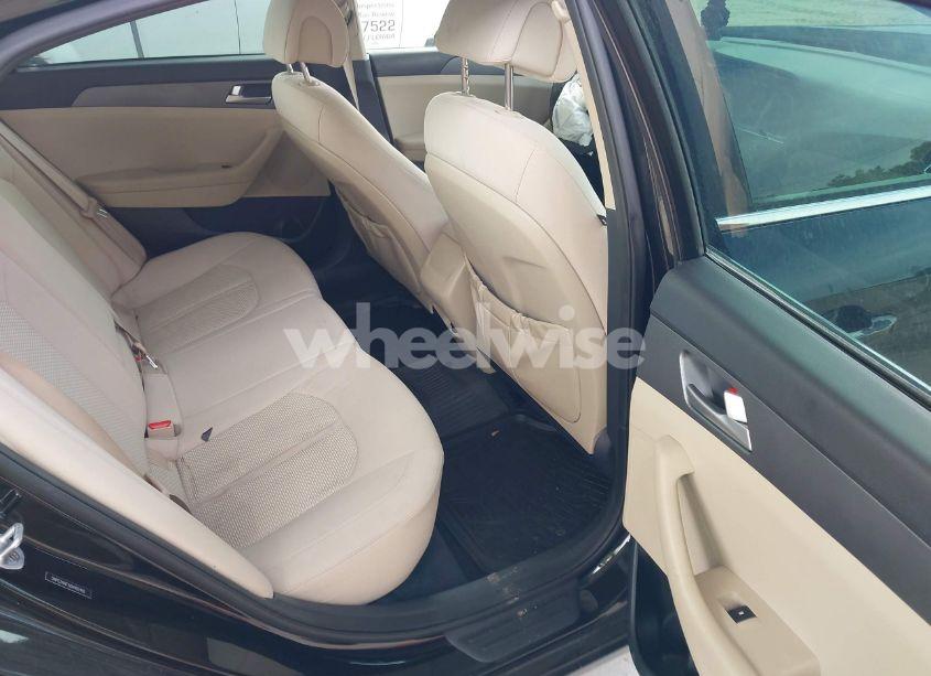 Photo 8 of 2016 Hyundai Sonata SE (VIN 5NPE24AF5GH402491)