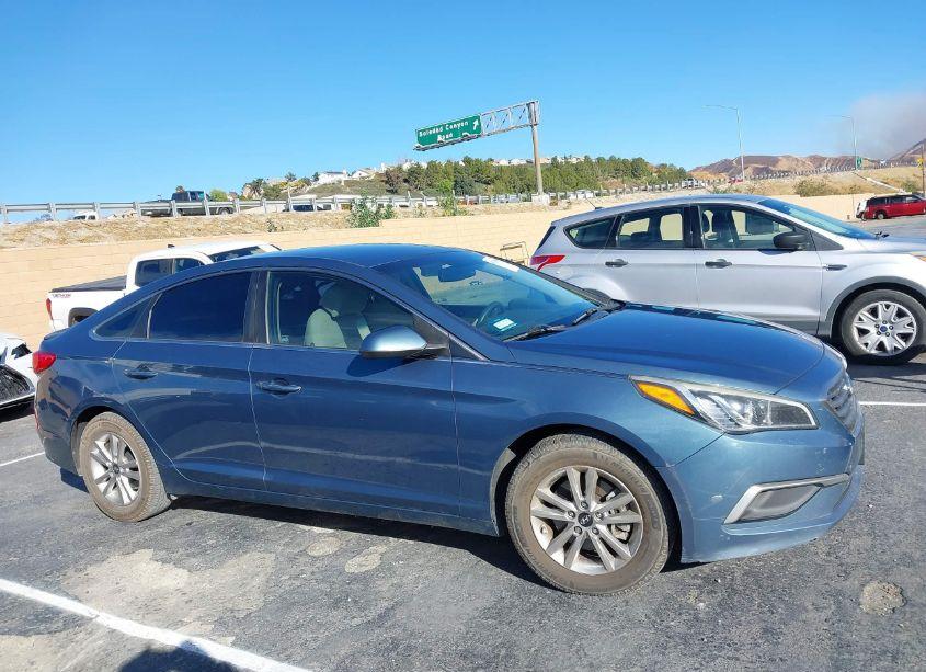 Photo 13 of 2017 Hyundai Sonata SE (VIN 5NPE24AF5HH442880)