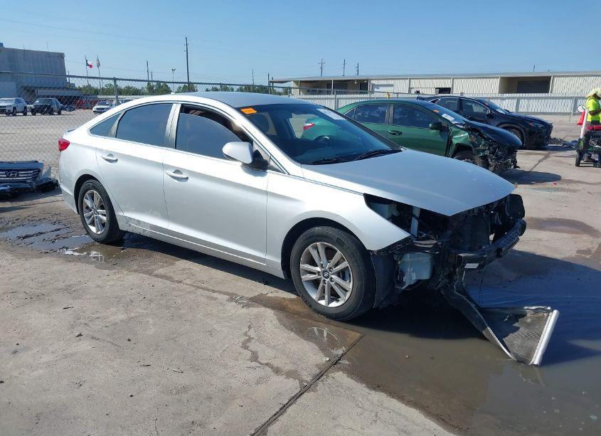 2017 Hyundai Sonata (VIN 5NPE24AF5HH443205) main photo