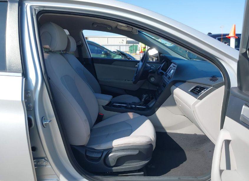 Photo 5 of 2017 Hyundai Sonata (VIN 5NPE24AF5HH443205)