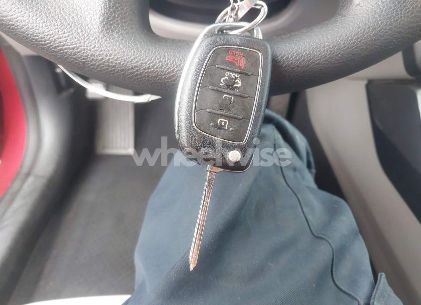 Photo 11 of 2017 Hyundai Sonata SE (VIN 5NPE24AF5HH450090)