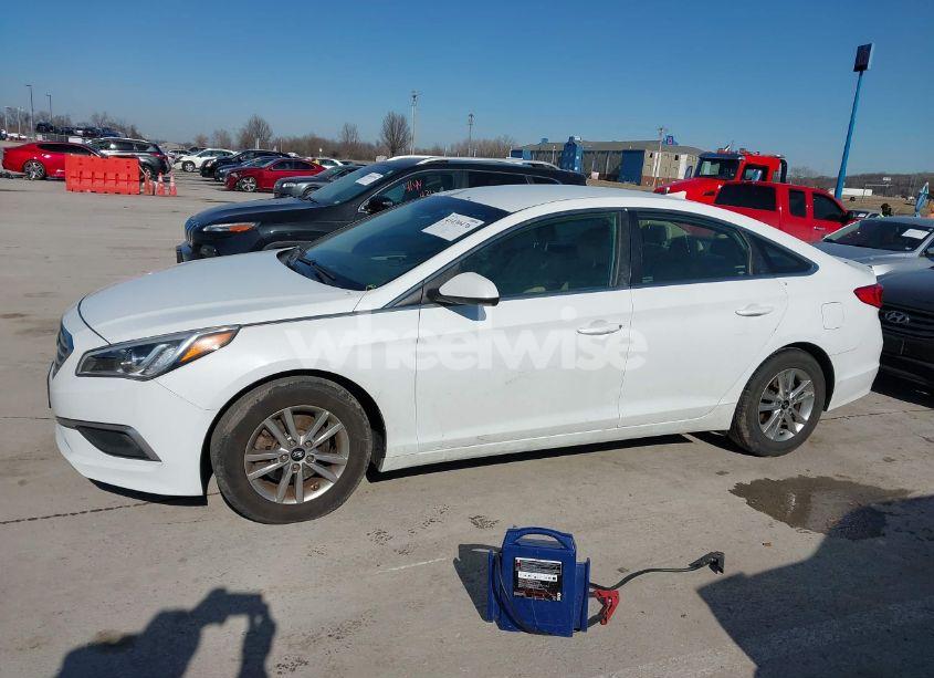 Photo 14 of 2017 Hyundai Sonata SE (VIN 5NPE24AF5HH460523)
