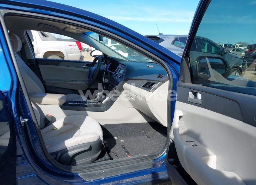 Photo 5 of 2017 Hyundai Sonata (VIN 5NPE24AF5HH486328)