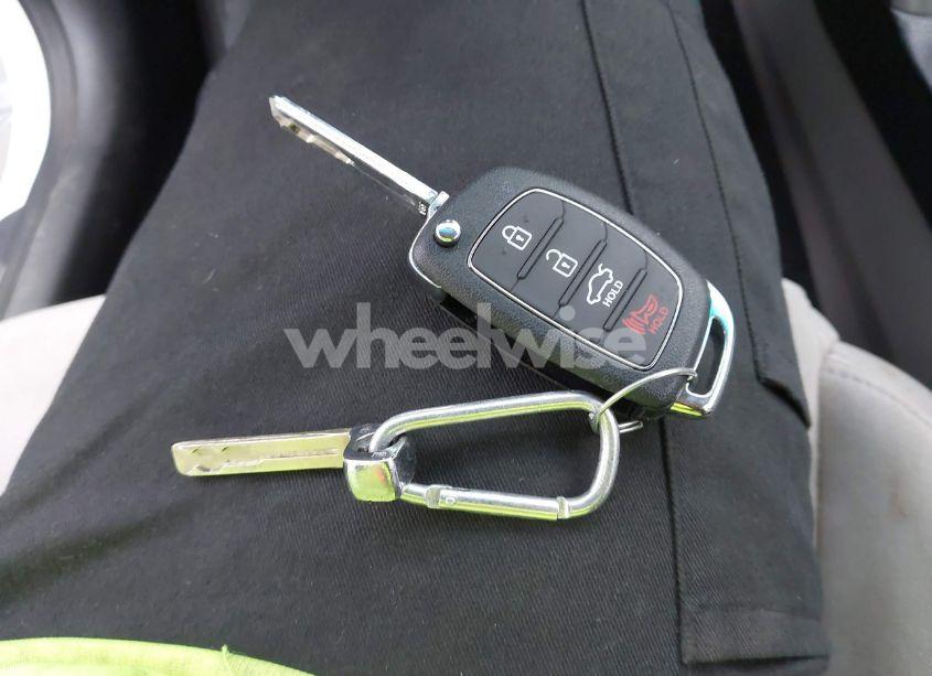 Photo 11 of 2017 Hyundai Sonata N/A (VIN 5NPE24AF5HH494333)