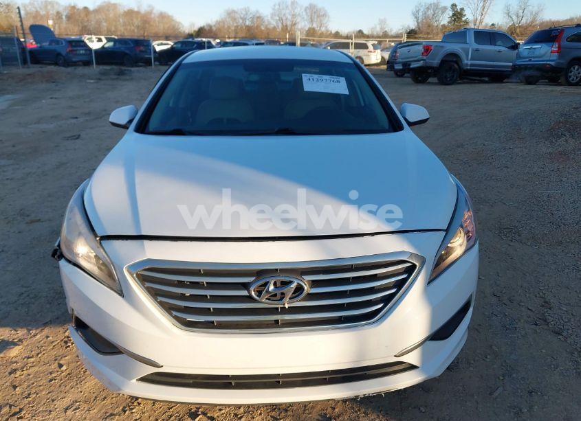 Photo 12 of 2017 Hyundai Sonata SE (VIN 5NPE24AF5HH495708)