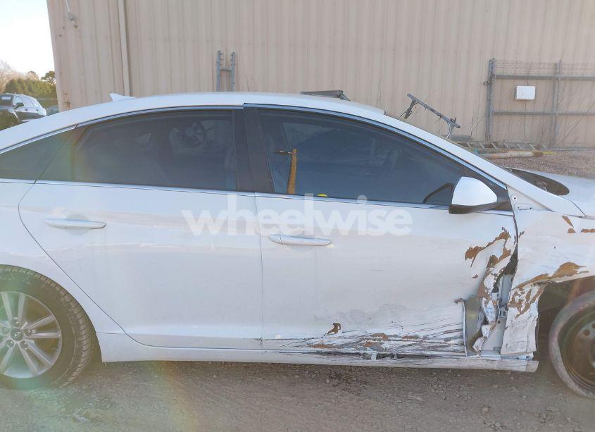 Photo 13 of 2017 Hyundai Sonata SE (VIN 5NPE24AF5HH495708)