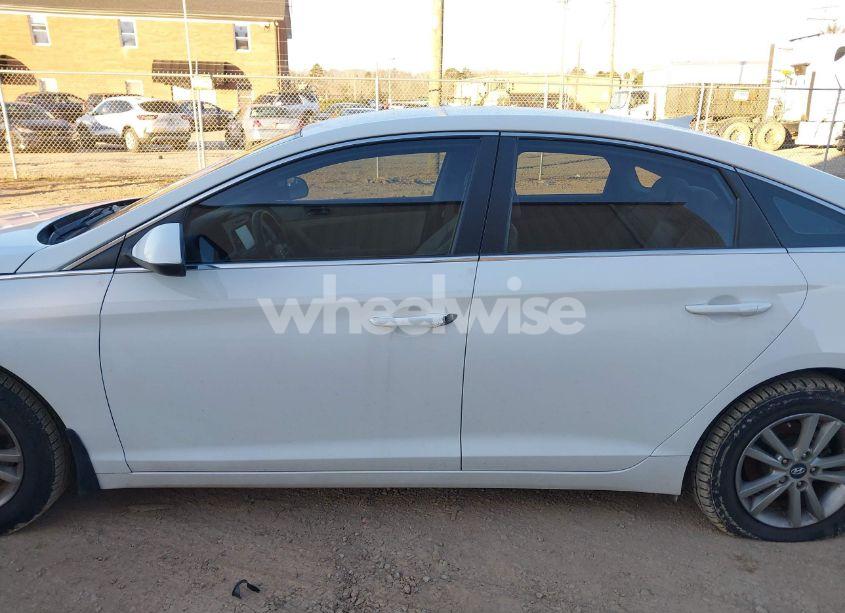 Photo 14 of 2017 Hyundai Sonata SE (VIN 5NPE24AF5HH495708)