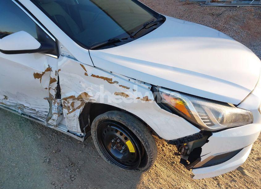 Photo 6 of 2017 Hyundai Sonata SE (VIN 5NPE24AF5HH495708)