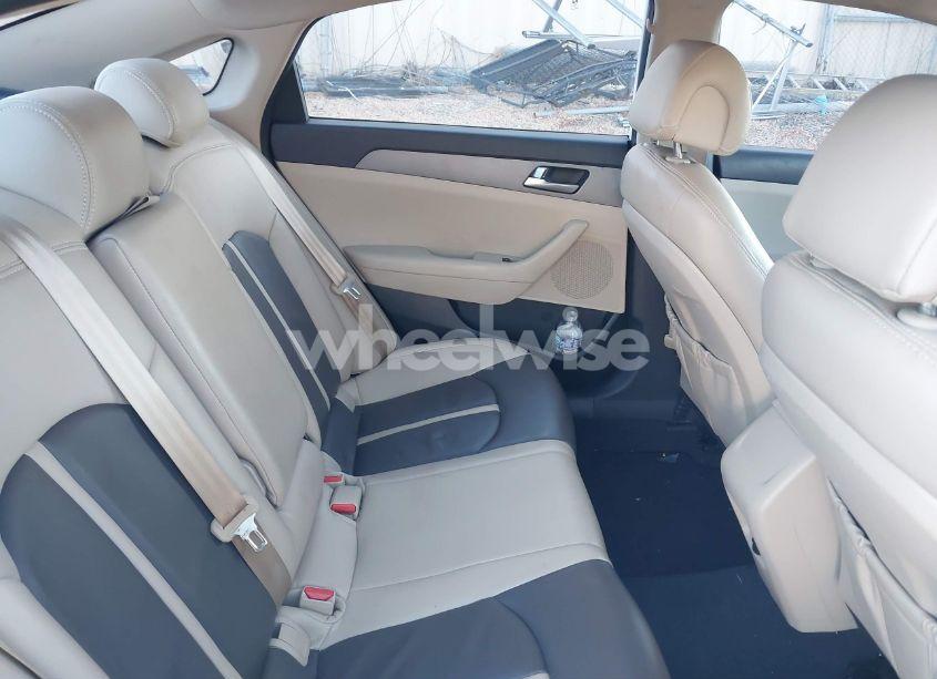 Photo 8 of 2017 Hyundai Sonata SE (VIN 5NPE24AF5HH495708)