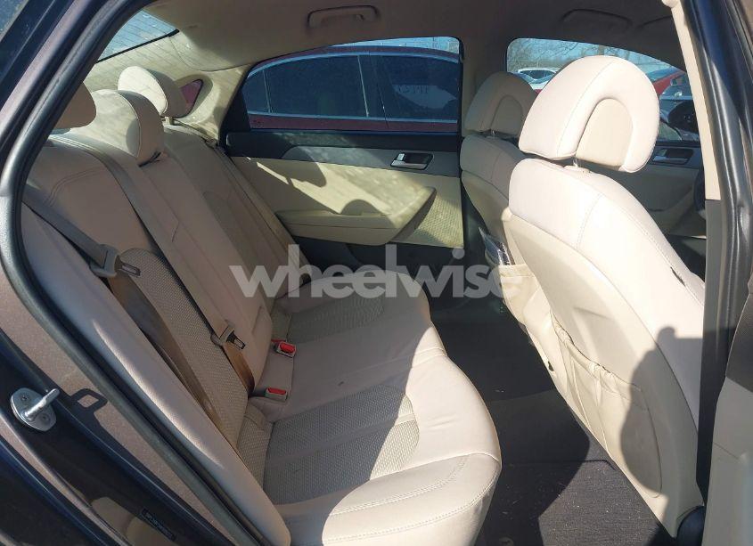 Photo 8 of 2017 Hyundai Sonata SE (VIN 5NPE24AF5HH505573)