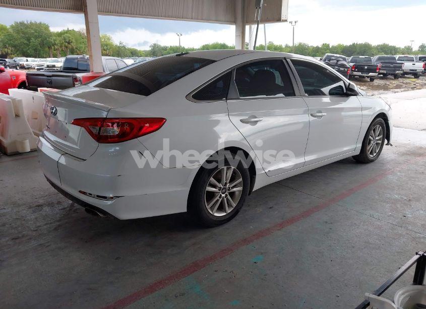 Photo 4 of 2017 Hyundai Sonata (VIN 5NPE24AF5HH520235)