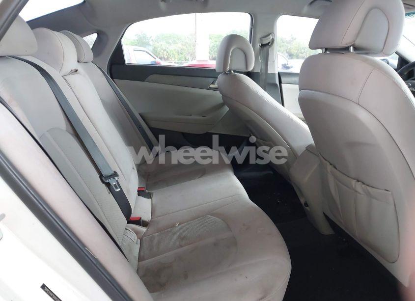 Photo 8 of 2017 Hyundai Sonata (VIN 5NPE24AF5HH520235)