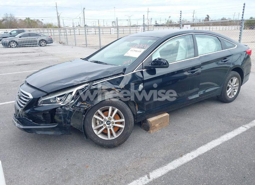 Photo 2 of 2017 Hyundai Sonata (VIN 5NPE24AF5HH521255)