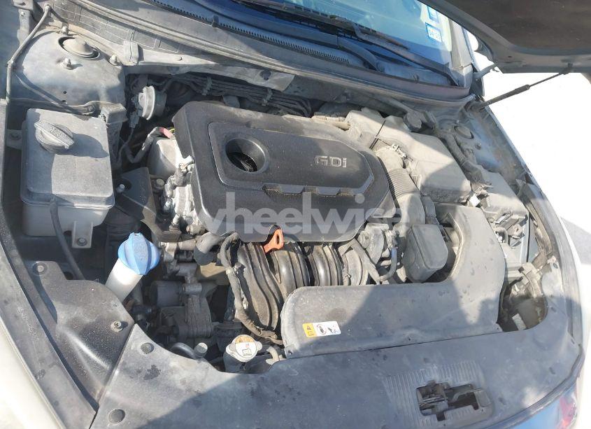 Photo 10 of 2017 Hyundai Sonata SE (VIN 5NPE24AF5HH524723)