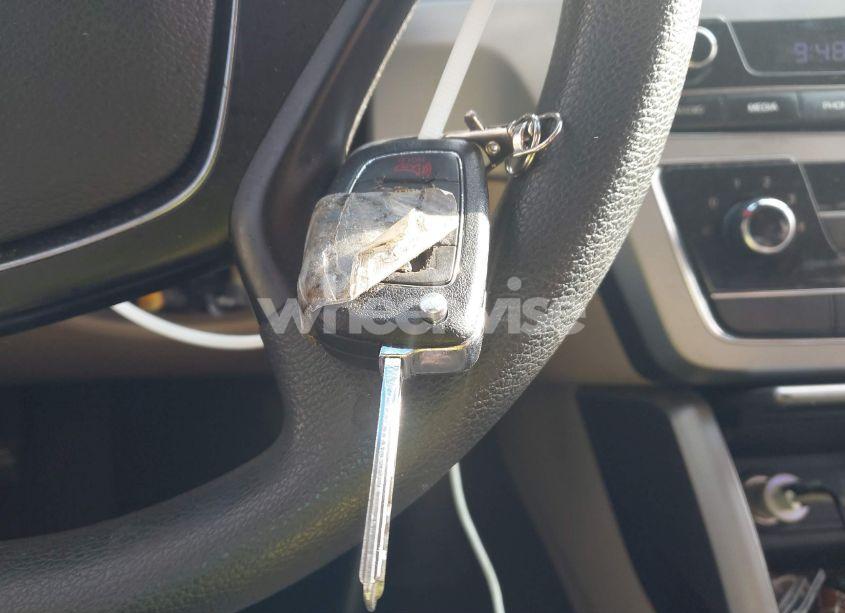 Photo 11 of 2017 Hyundai Sonata SE (VIN 5NPE24AF5HH524723)