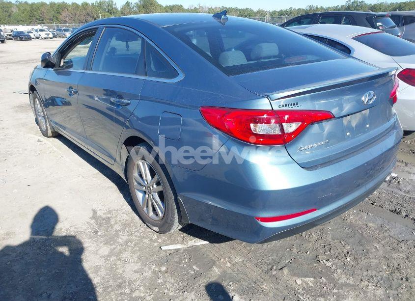 Photo 3 of 2017 Hyundai Sonata SE (VIN 5NPE24AF5HH526424)