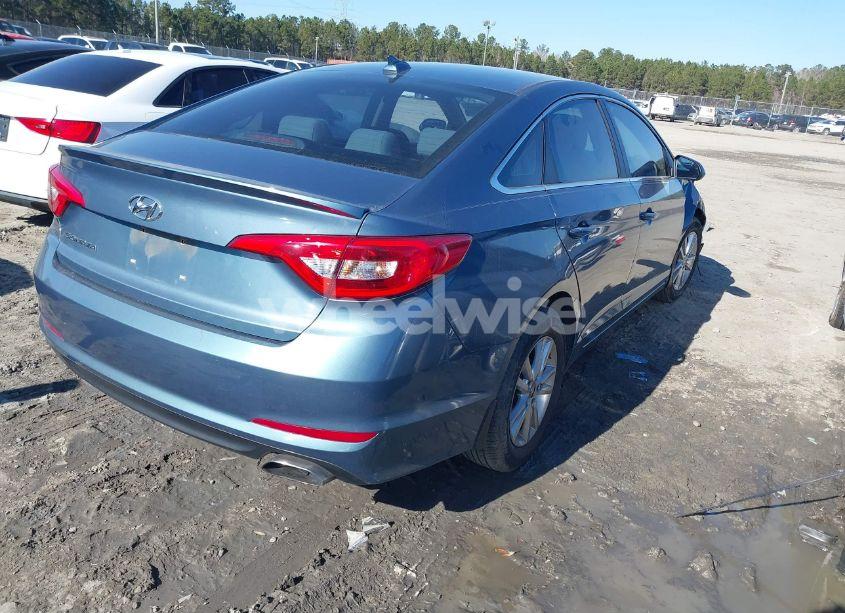 Photo 4 of 2017 Hyundai Sonata SE (VIN 5NPE24AF5HH526424)