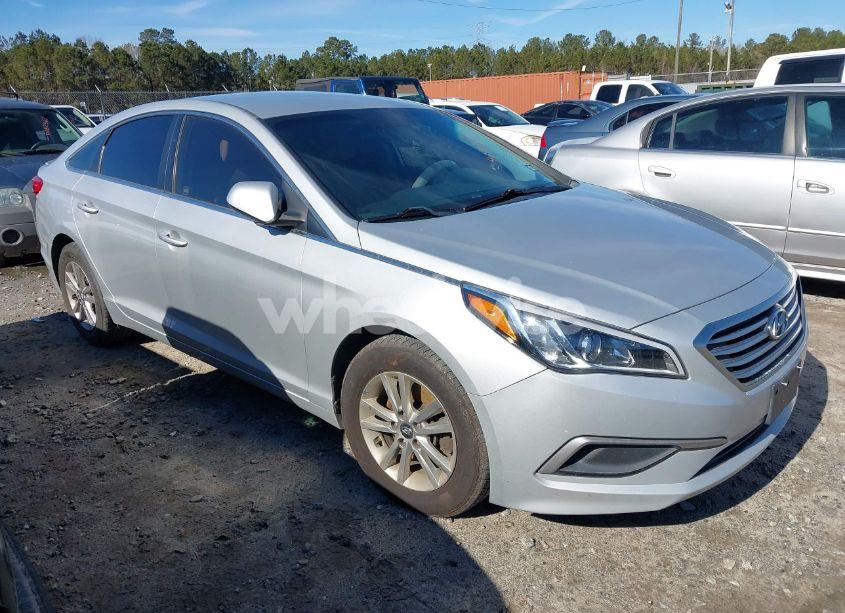 2017 Hyundai Sonata (VIN 5NPE24AF5HH532563) main photo