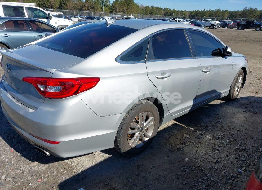 Photo 4 of 2017 Hyundai Sonata (VIN 5NPE24AF5HH532563)