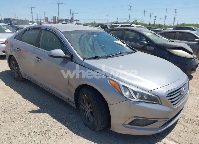 2017 Hyundai Sonata (VIN 5NPE24AF5HH535513) main photo