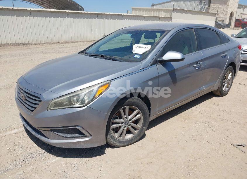 Photo 2 of 2017 Hyundai Sonata (VIN 5NPE24AF5HH535513)