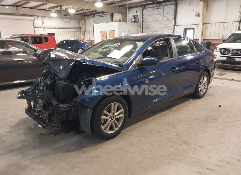 Photo 2 of 2017 Hyundai Sonata (VIN 5NPE24AF5HH548391)