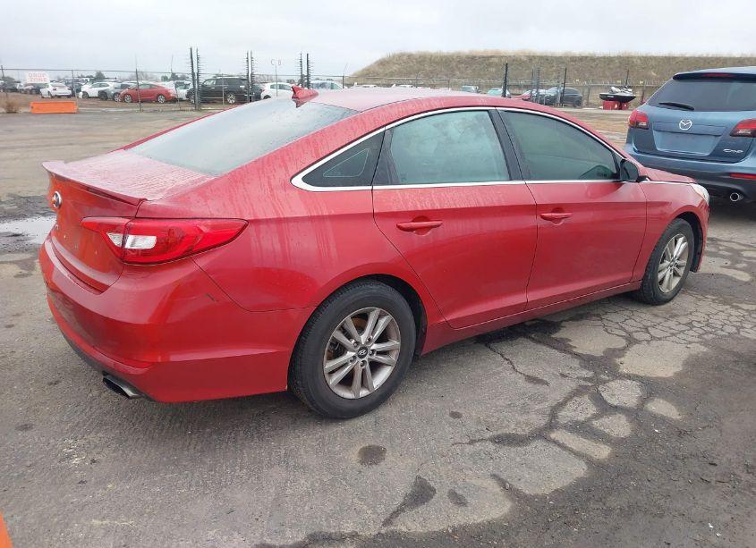 Photo 4 of 2017 Hyundai Sonata SE (VIN 5NPE24AF5HH576319)