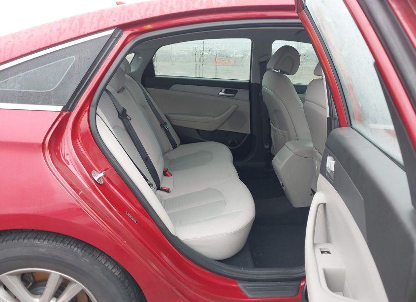 Photo 8 of 2017 Hyundai Sonata SE (VIN 5NPE24AF5HH576319)