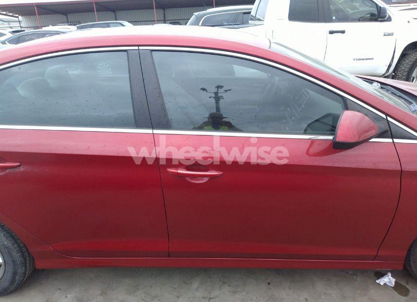 Photo 13 of 2018 Hyundai Sonata SE (VIN 5NPE24AF5JH599802)