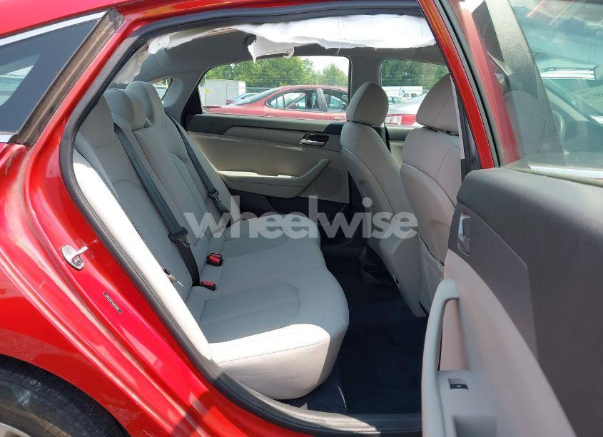 Photo 8 of 2018 Hyundai Sonata SE (VIN 5NPE24AF5JH616209)