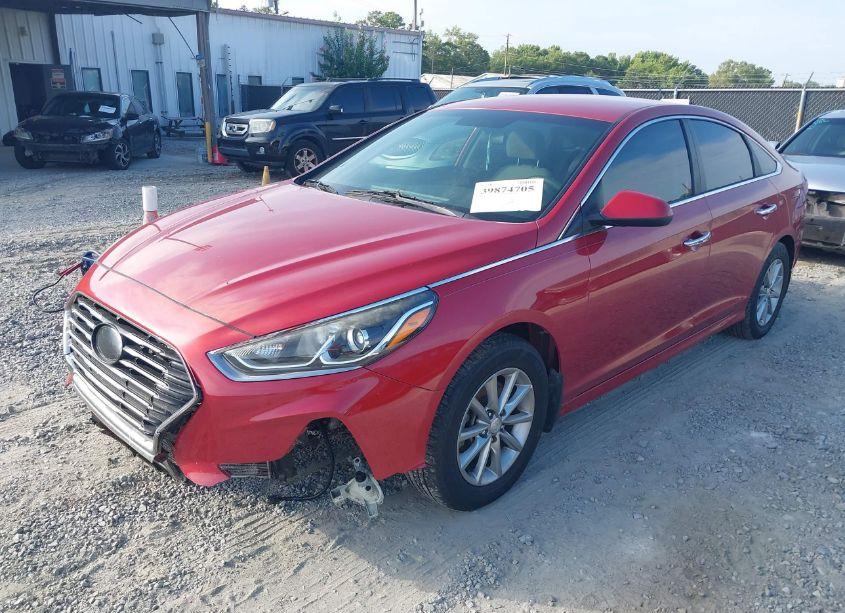 Photo 2 of 2018 Hyundai Sonata SE (VIN 5NPE24AF5JH622737)