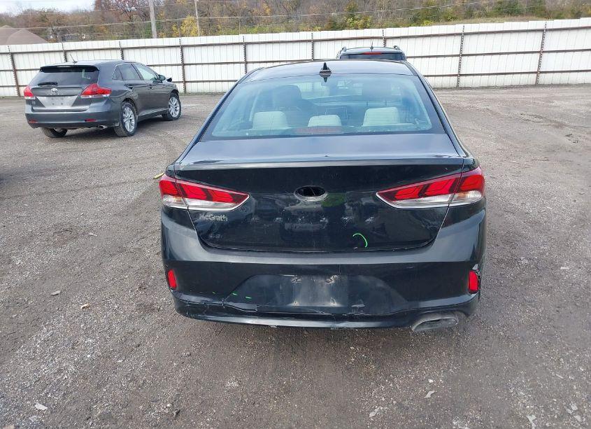 Photo 16 of 2018 Hyundai Sonata SE (VIN 5NPE24AF5JH649484)