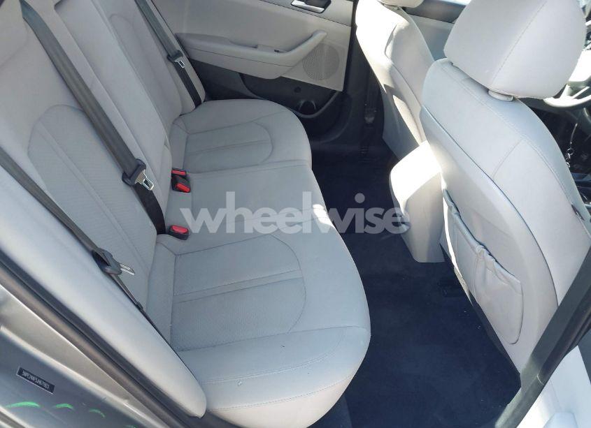 Photo 8 of 2018 Hyundai Sonata SE (VIN 5NPE24AF5JH671923)