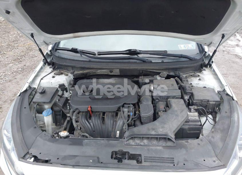 Photo 10 of 2018 Hyundai Sonata SE (VIN 5NPE24AF5JH673610)