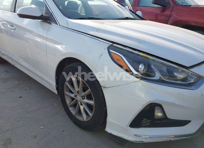Photo 6 of 2018 Hyundai Sonata SE (VIN 5NPE24AF5JH699057)