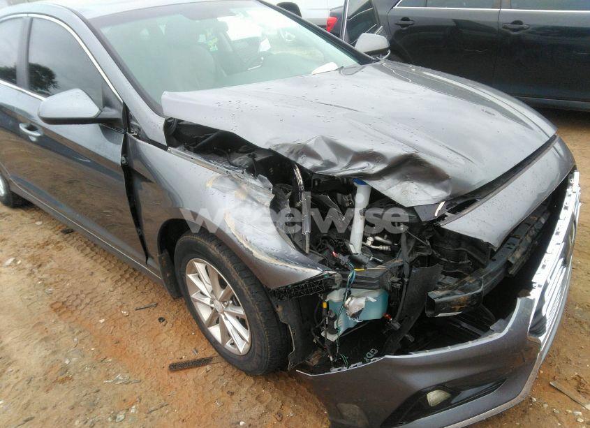 Photo 6 of 2018 Hyundai Sonata SE (VIN 5NPE24AF5JH704063)