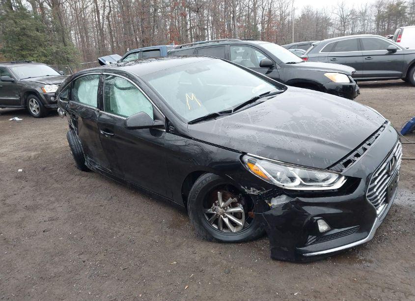 2018 Hyundai Sonata SE (VIN 5NPE24AF5JH725253) main photo