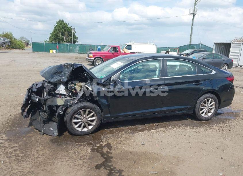 Photo 14 of 2019 Hyundai Sonata SE (VIN 5NPE24AF5KH733113)