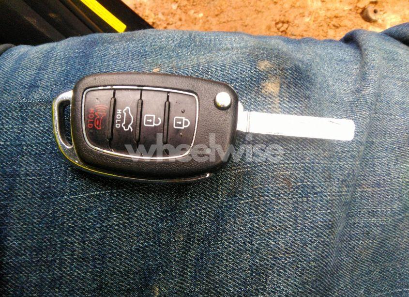 Photo 11 of 2019 Hyundai Sonata SE (VIN 5NPE24AF5KH735069)