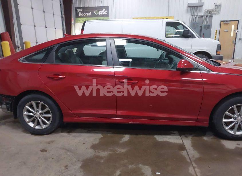 Photo 14 of 2019 Hyundai Sonata SE (VIN 5NPE24AF5KH735198)
