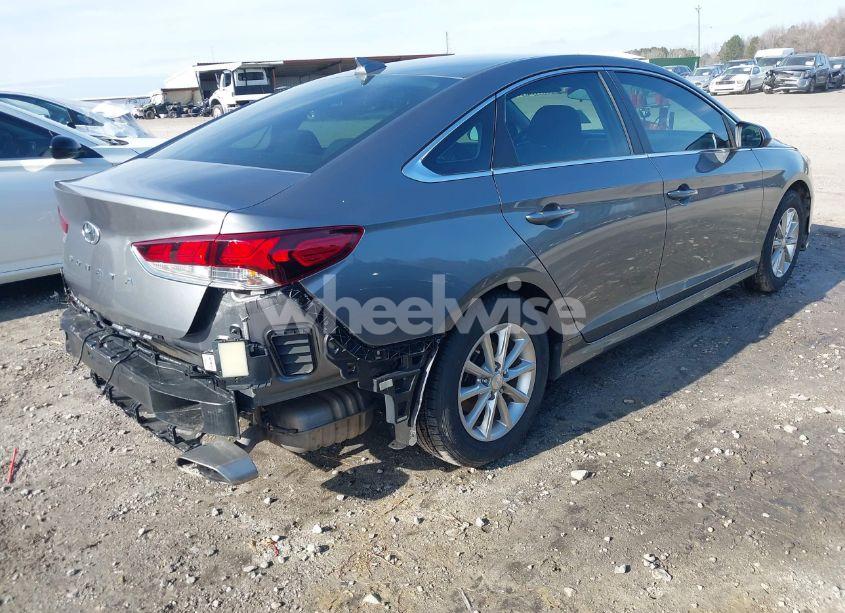 Photo 4 of 2019 Hyundai Sonata SE (VIN 5NPE24AF5KH739171)