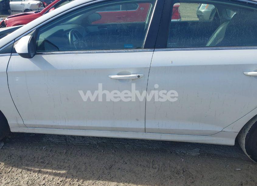 Photo 15 of 2019 Hyundai Sonata SE (VIN 5NPE24AF5KH740594)